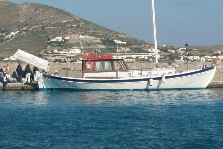 Private Cruise from Mykonos to Heraklia via Koufonisia & Schinousa - Image 2