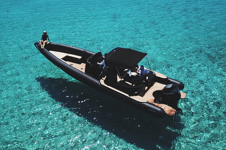 Private Cruise: MYKONOS – ANTIPAROS – DESPOTIKO - PANTERONISIA - Image 5