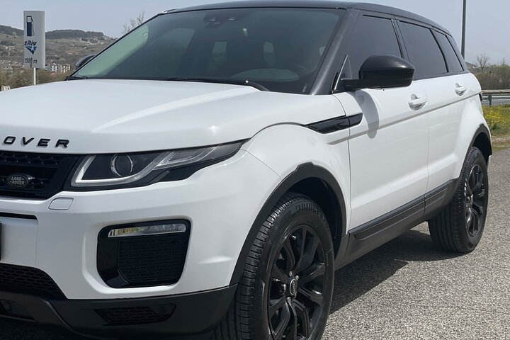 Range Rover - Weekly Car Rental - Image 1