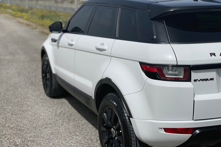 Range Rover - Weekly Car Rental - Image 5
