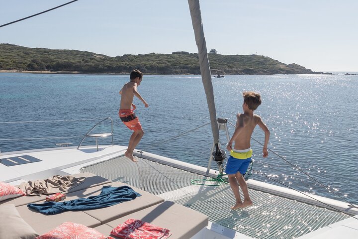 Semi-Private Brand-New Catamaran Cruise in Mykonos with Meal, Drinks & Transport - Image 3