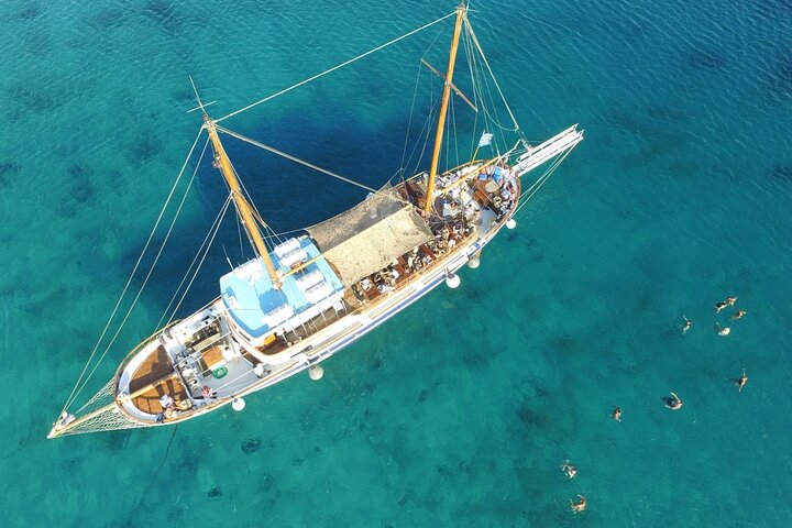 Shared Cruise from Mykonos to Ancient Delos & Rhenia island  - Image 2