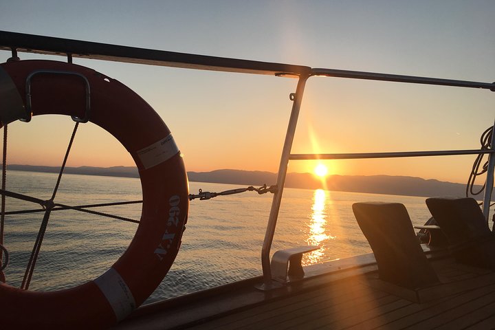 Sunset South Coast Sail Cruise with lunch,drinks, optional transfer  - Image 4