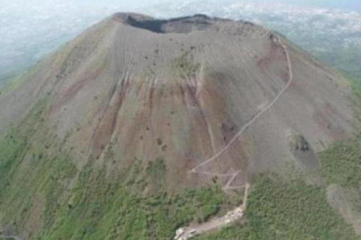 A Full Day Tour on Mt Vesuvius - Image 5