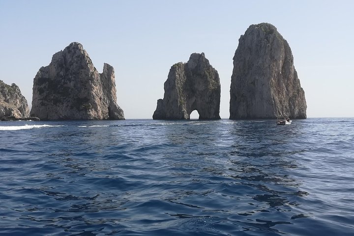 A special day in Capri - walking and boat tour - Image 3