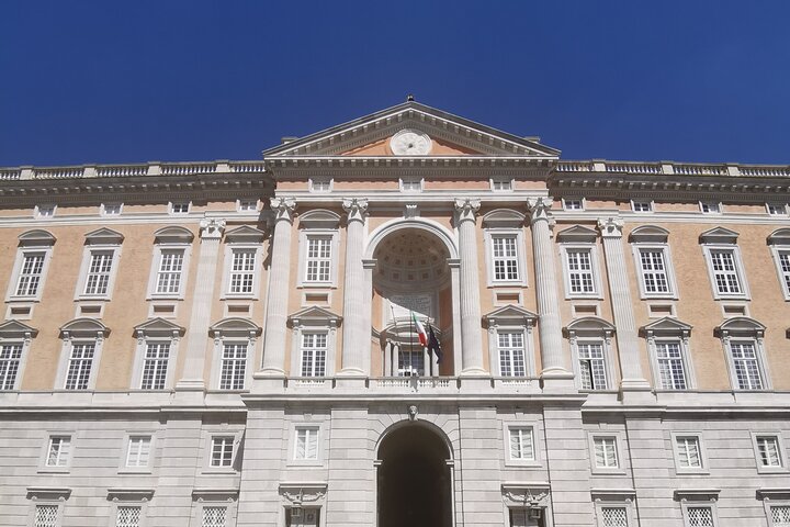 All-inclusive tour of the Royal Palace of Caserta from Naples - Image 2
