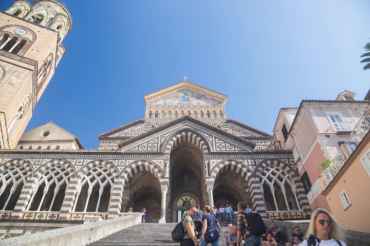 Amalfi Coast private car tour and lunch in an authentic local restaurant - Image 2