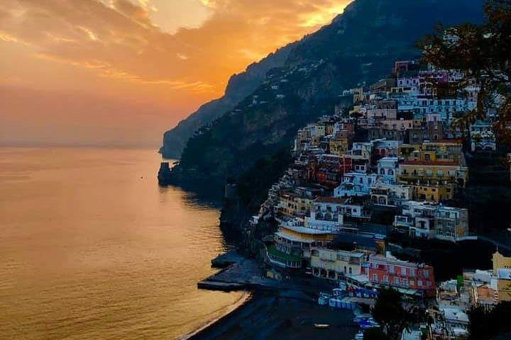 Amalfi drive, Sorrento and Pompeii ruins - Image 2