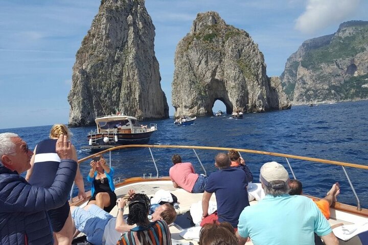 Capri Deluxe Small Group Shared Tour from Naples - Image 3