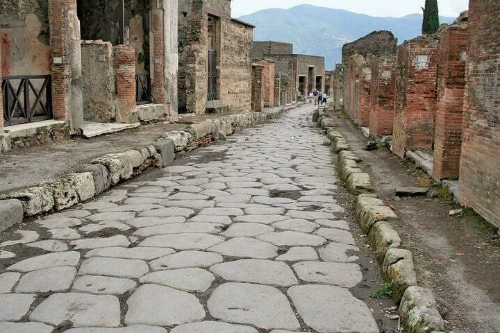 Capri-Pompei Combined Tour - Image 4