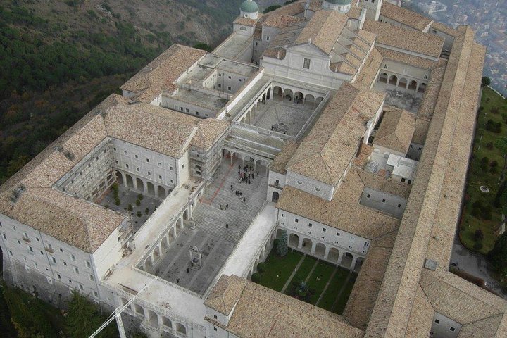Cassino Abbey Tour, Porto di Mola Winery Wine Tasting (8 hours) - Image 1