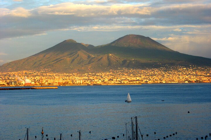 Discover Naples: 2-Hour Guided Walking Tour - Image 3