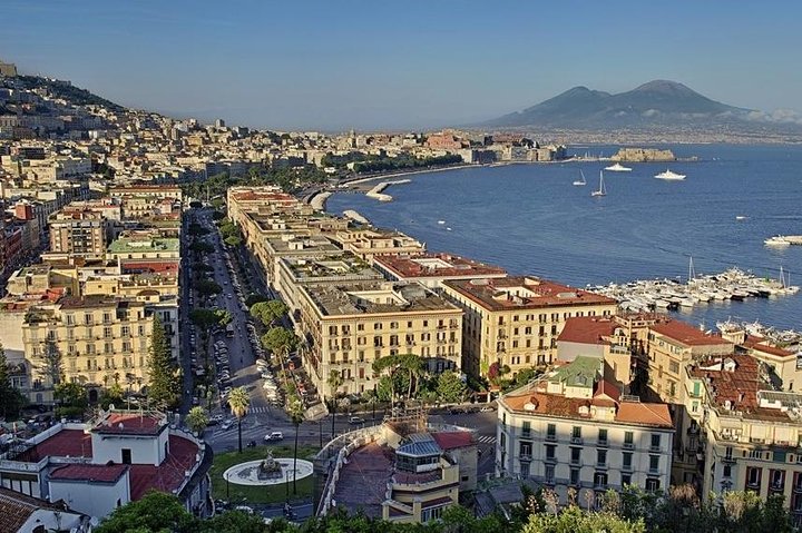 Enjoying Naples by car and by walking "special price " for Vehicle - Image 1