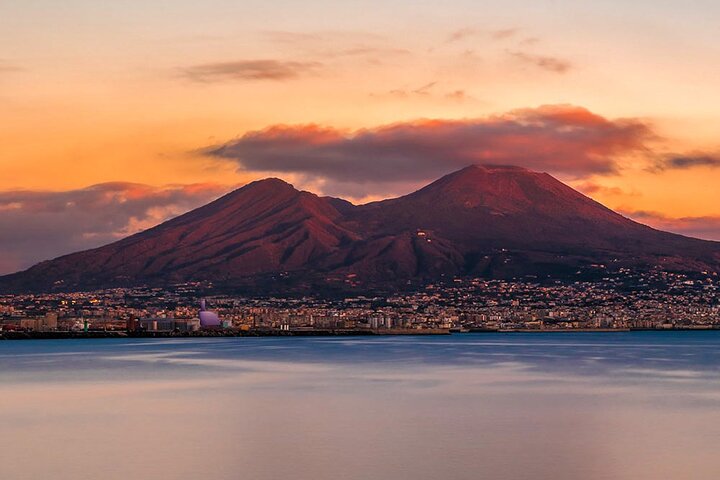 Exclusive Tour of Positano, Pompeii and Mount Vesuvius 8h - Image 1