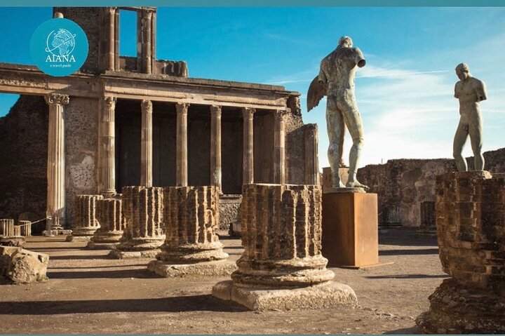Exclusive Tour of Positano, Pompeii and Mount Vesuvius 8h - Image 4