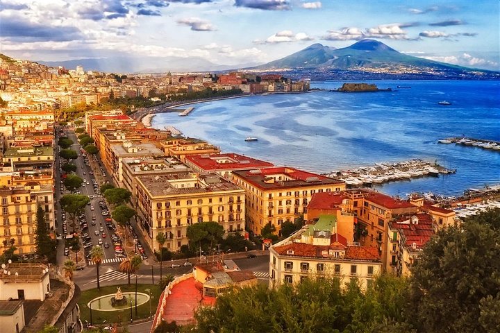 Explore Naples sights private city tour - Image 5