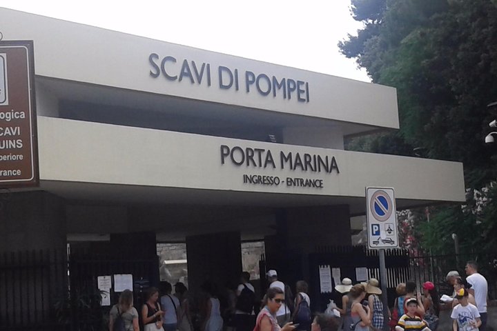 From Naples to Sorrento whit stop to Pompeii Ruins  - Image 1