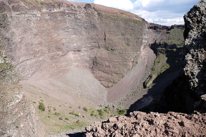Full-Day Tour in Pompeii, Herculaneum and Vesuvius from Naples - Image 5