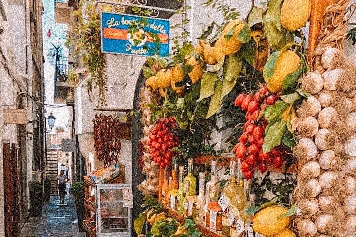 Full day tour of Sorrento Positano and Pompeii - Image 1