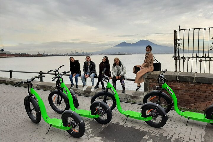 Guided tour of Naples by electric scooter - Image 2