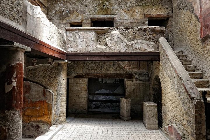 Herculaneum and Pompeii with Guide - Image 1