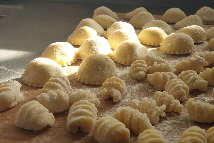 Home dining and cooking experience in Naples - Image 3
