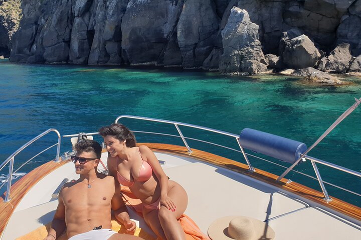 Ischia island private excursion on Gozzo Fratelli Aprea 7,5m - Image 3