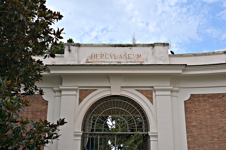 Journey from the Herculaneum Ruins to the Mt. Vesuvius Private Tour from Naples - Image 2