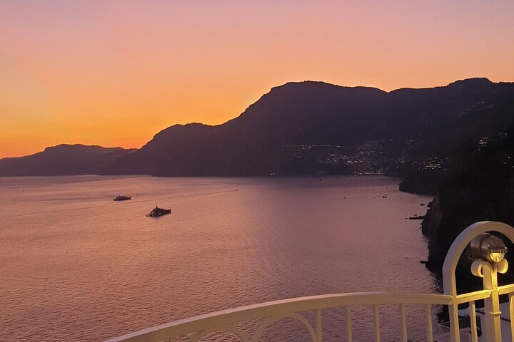 Luxury Tour from Naples to Pompeii Wine Testing and Herculaneum - Image 4