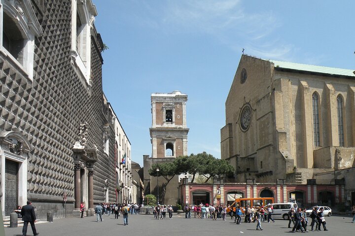 Naples - 4 hours in the streets of the city - Image 1