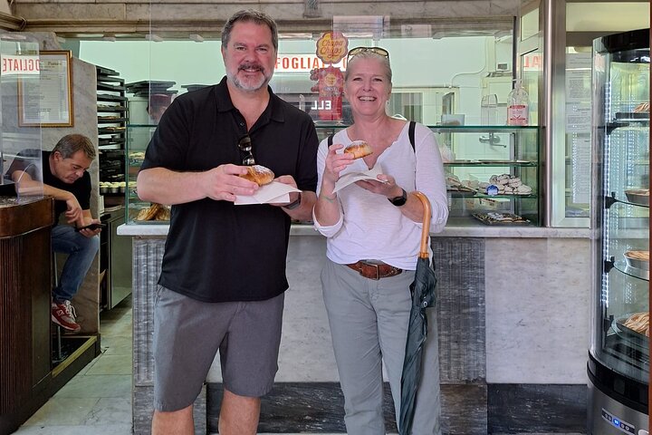 Neapolitan Special Walking & Food Tour around The City Centre - Image 2