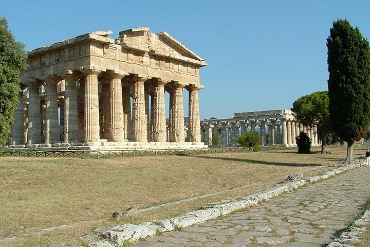 Paestum Greek Ruins - Image 5