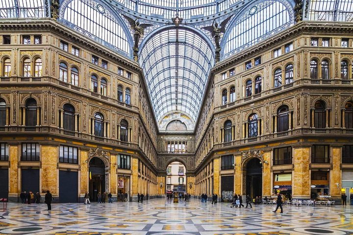 Panoramic shore excursion of the city of Naples and historic center. - Image 1