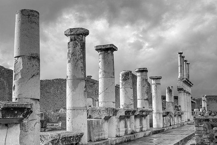Pompeii Half-Day With Guide from Naples - Image 3