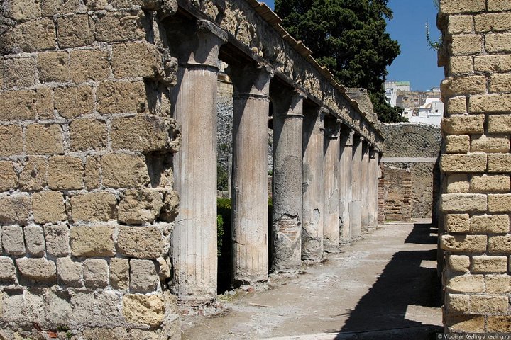  Pompeii, Herculaneum and Vesuvius tour from Naples - Image 5
