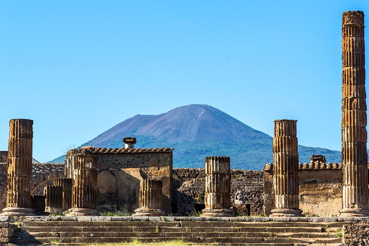 Pompeii Herculaneum Oplontis From Naples - Image 4