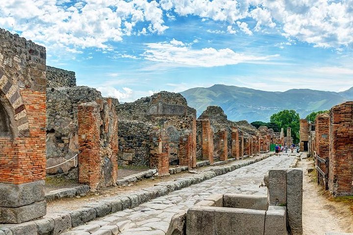 Pompeii Private Tour from Naples Cruise, Port or Hotel pick-up - Image 1