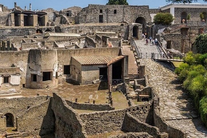 Pompeii Ruins half day tour - Image 2