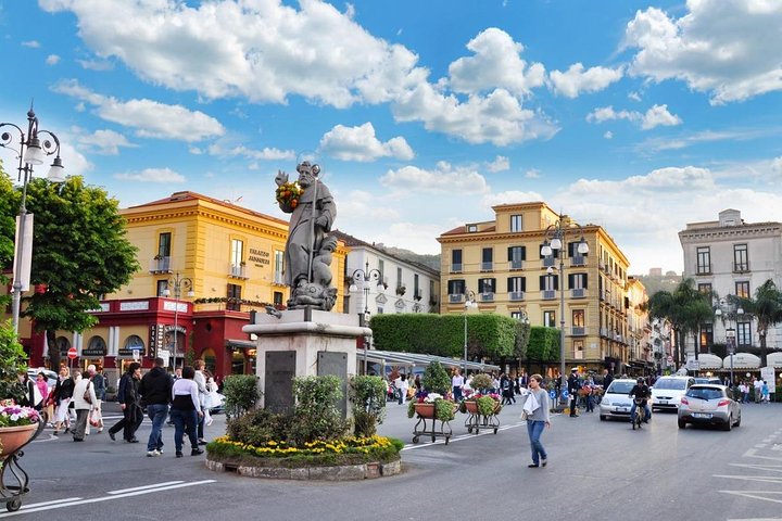 Pompeii, Sorrento and Amalfi Coast private tour - Image 1