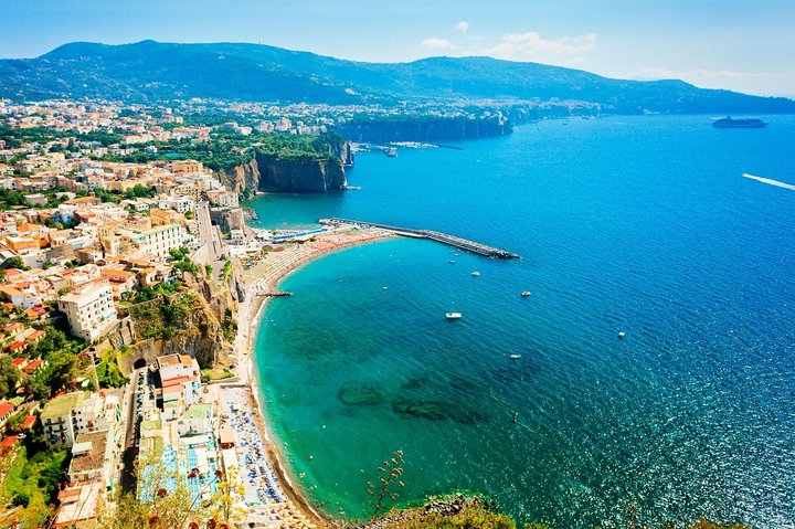 Pompeii, Sorrento and Amalfi Coast private tour - Image 2