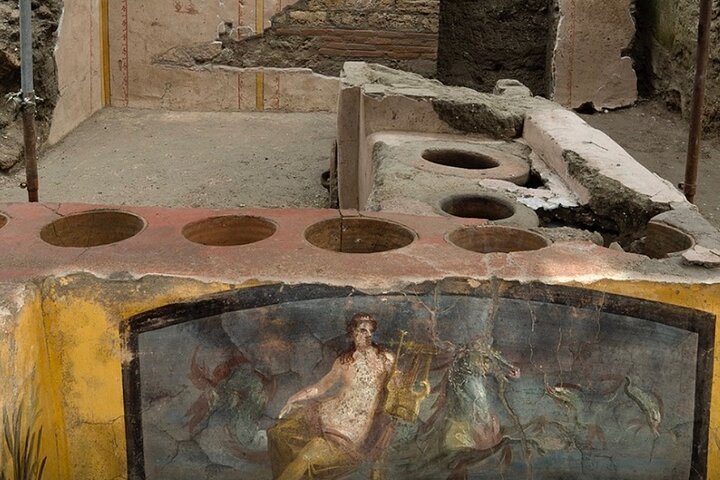 Pompeii Sorrento and Positano tour with Pompeii guide included - Image 4