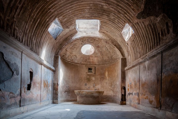 Pompeii, Sorrento & Positano View - Shared Deluxe Tour - Image 1