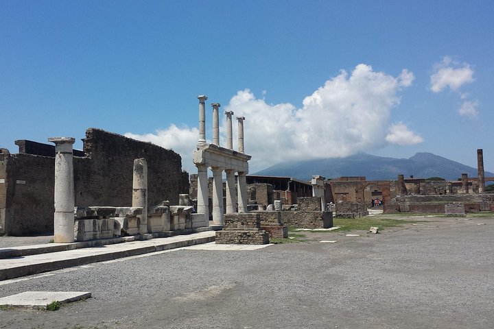 Pompeii & Sorrento Private Full Day from Naples - Image 3