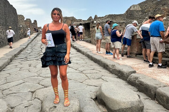 Pompeii Tour from Naples with Private Transfer - Image 3