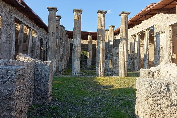 Private 8-hour Excursion of Naples and Pompeii from Naples Cruise Port or Hotel - Image 1