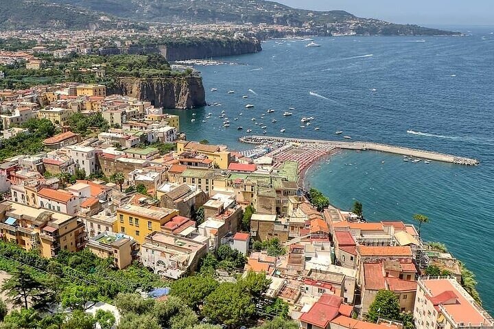 Private Day Amalfi Coast, Sorrento and Pompeii from Naples - Image 5