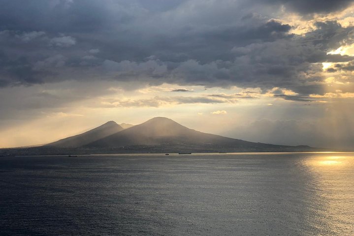 Private driver Naples Italy Full day 8 hours - Image 1