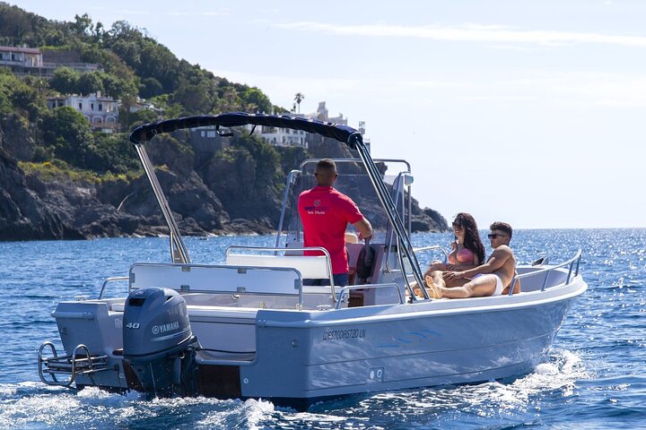 Private excursion to the island of Ischia by Conero 6.6m boat - Image 1