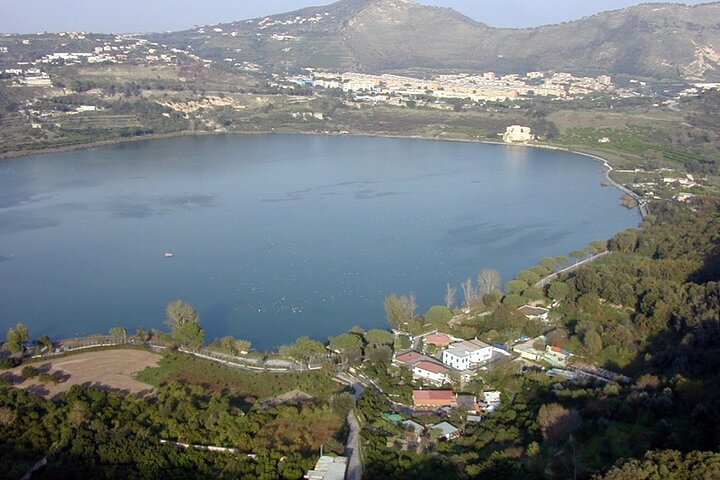 Private full day tour Phlegrean firlds Pozzuoli and Cuma - Image 4