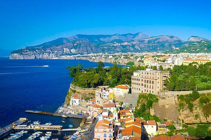 Private Pompeii & Amalfi Coast: Positano and Sorrento - Image 2